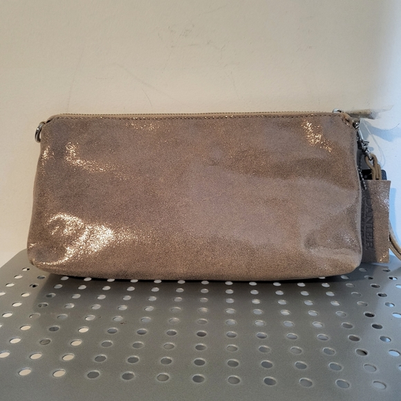 NWT DANIER Clutch/Wristlet with long chain cross-body strap - Picture 1 of 6